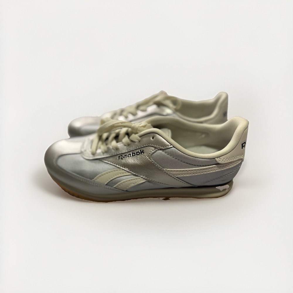 Reebok Woman's 8.5 Fiori Sneakers Silver White Low Top Retro Y2K New! Shiny